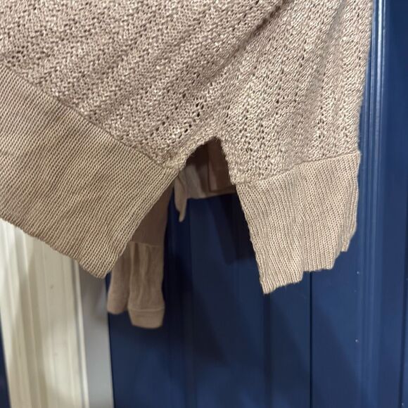 Splendid Lightweight Tan Sweater Size L - Picture 5 of 6